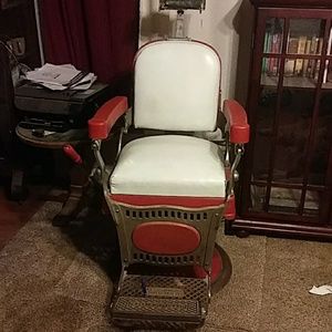 1910 barber chair
